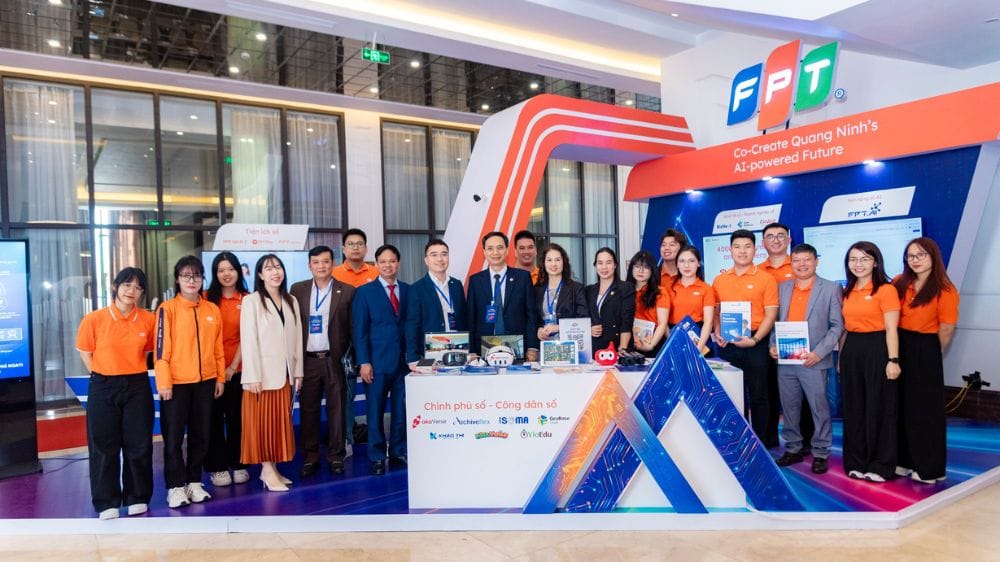 fpt-biznext-tham-du-trien-lam-cong-nghe-tai-hoi-nghi-xuc-tien-phat-trien-khoa-hoc-cong-nghe-doi-moi-sang-tao-va-chuyen-doi-so-tinh-quang-ninh-2025 (4)